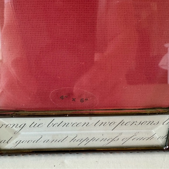 Fringe at Home Beveled Glass 4 x 6 Photo Tabletop Picture Frame Friendship GIFT - Picture 2 of 4